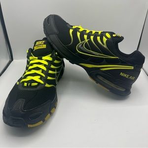 Nike Air Athletic Shoes Black and Yellow